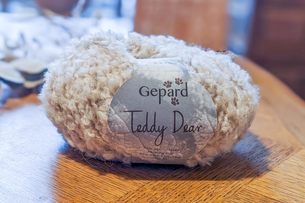 big fat sweater gepard 1 1024x683 - Découvrez Vinter Pels, un cocon pour l'hiver en Teddy Dear de Gepard